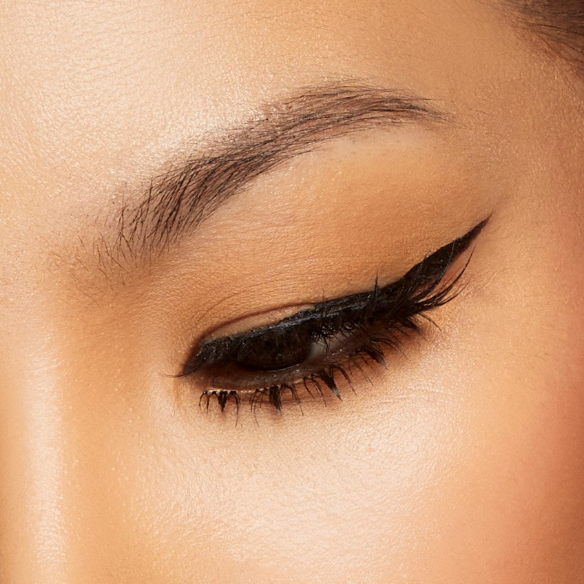 
                  
                    EZ Liner (Dual-Ended Adhesive Eyeliner)
                  
                